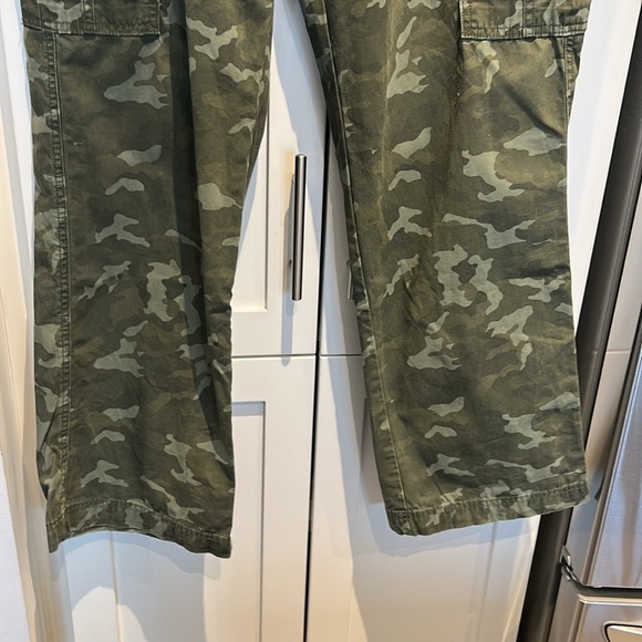 Eddie Bauer Camo Cargo Pants Men’s Size 34 - Picture 5 of 13